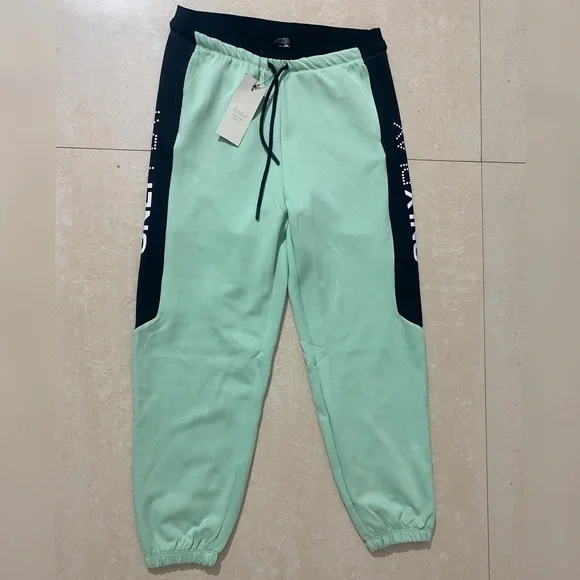 ONLY Play Women’s Dry-Fit Track Pants - Picture 2 of 8